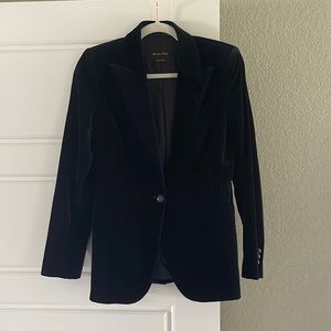 Navy blue velvet Massimo Dutti blazer, size 6.